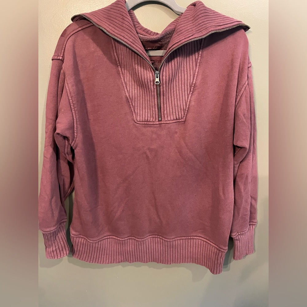 Aerie quarter zip sweatshirt oversized distressed maroon size XS Xsmall